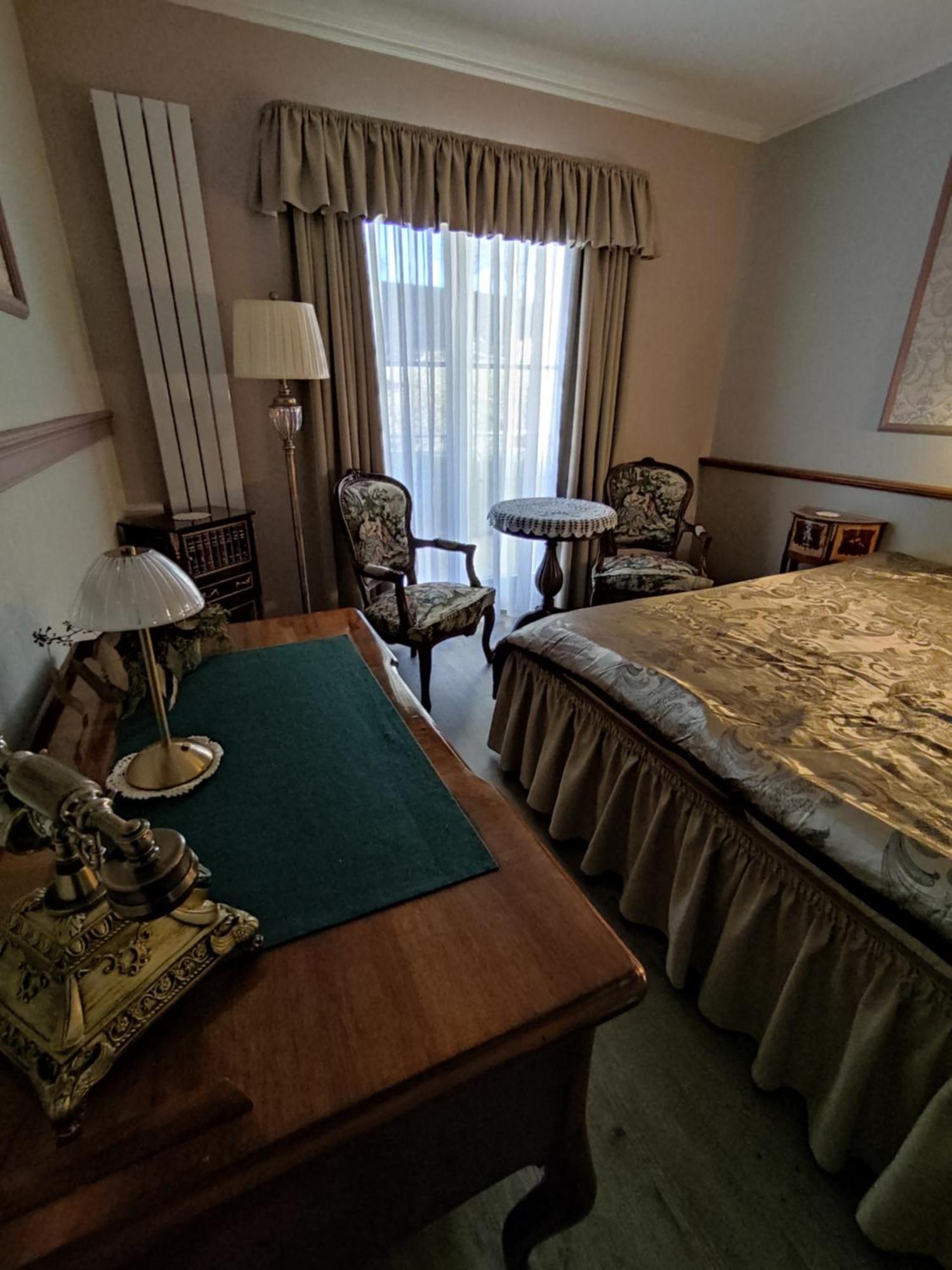 Pilgrims Inn Крайша Экстерьер фото